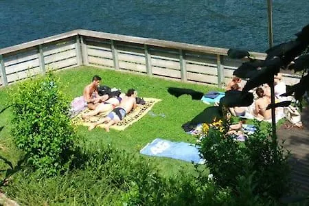 Your Best Experience In Our Lake Como Flock Town شقة